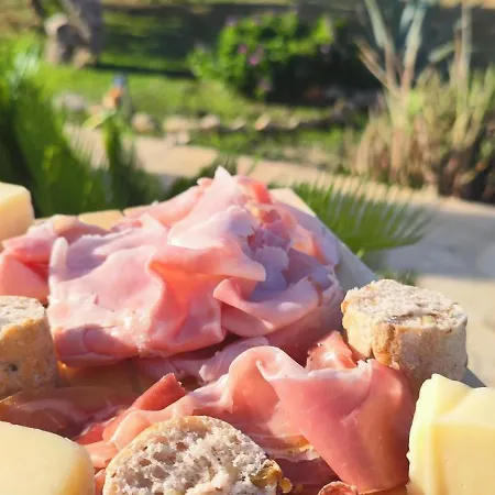 Bed & Breakfast Giummarito *